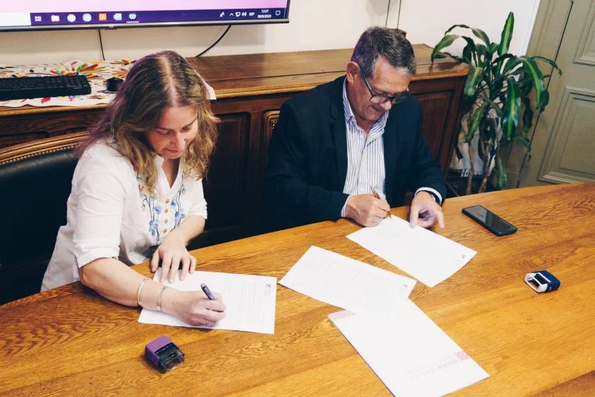 fundacion lazos firma