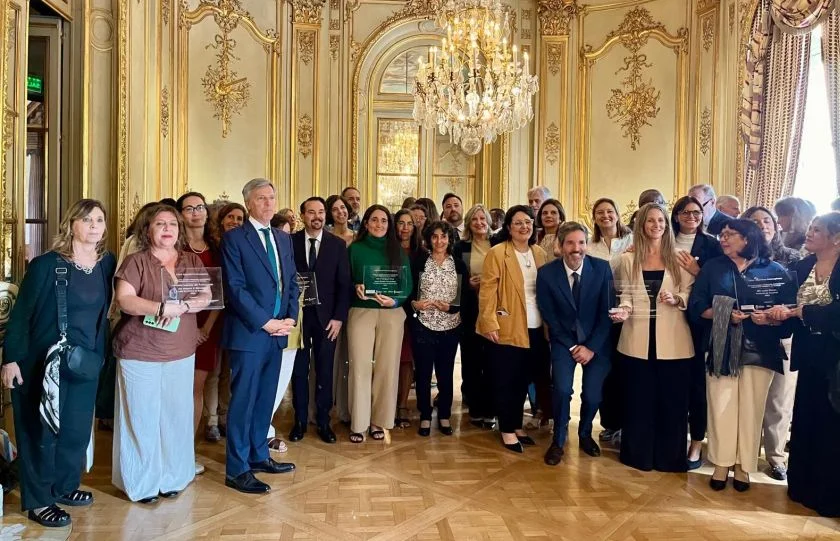 sello argentina francofona