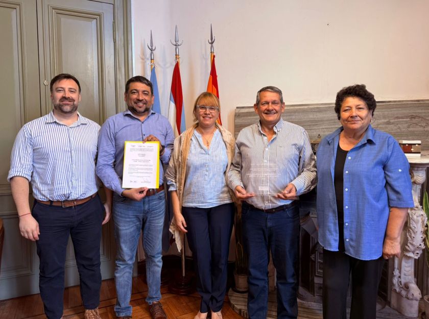 La FHAyCS presentó el Sello de Calidad Argentina Francófona obtenido en 2025