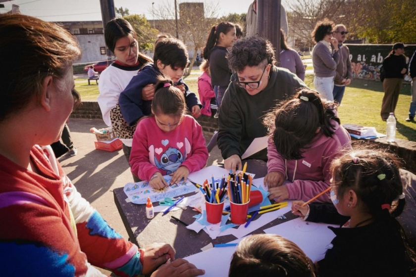La solidaridad de la comunidad de la FHAyCS se hizo presente en la Campaña de Abrigo