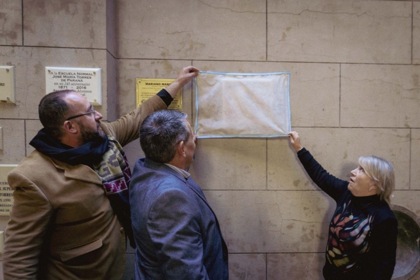 Memoria, arte y derechos: la Facultad sumó una nueva intervención para mantener presente nuestra historia reciente