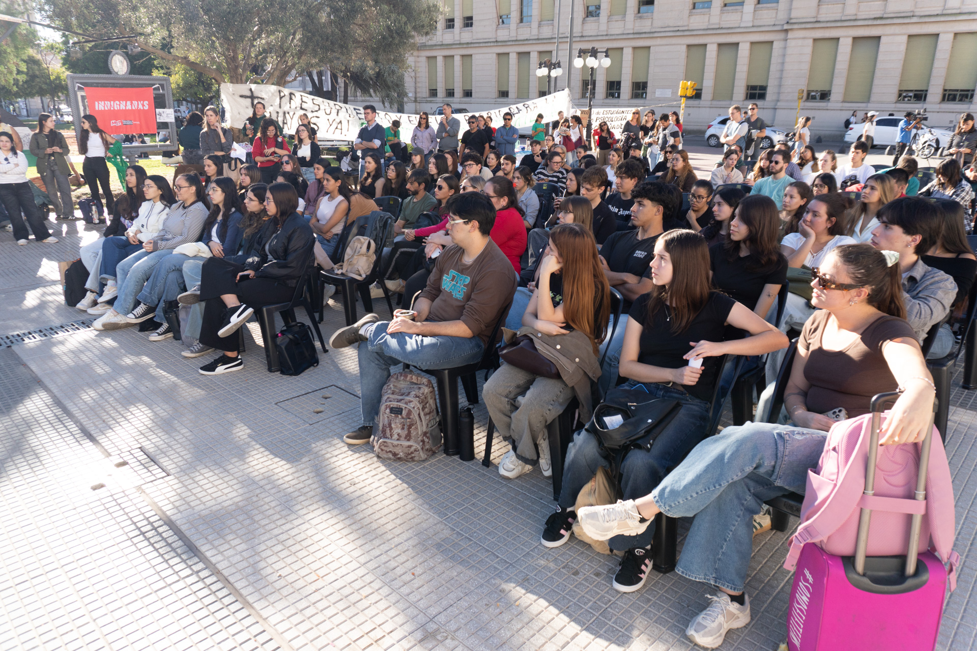 La FHAyCS realizó clases públicas para visibilizar la situación edilicia y presupuestaria