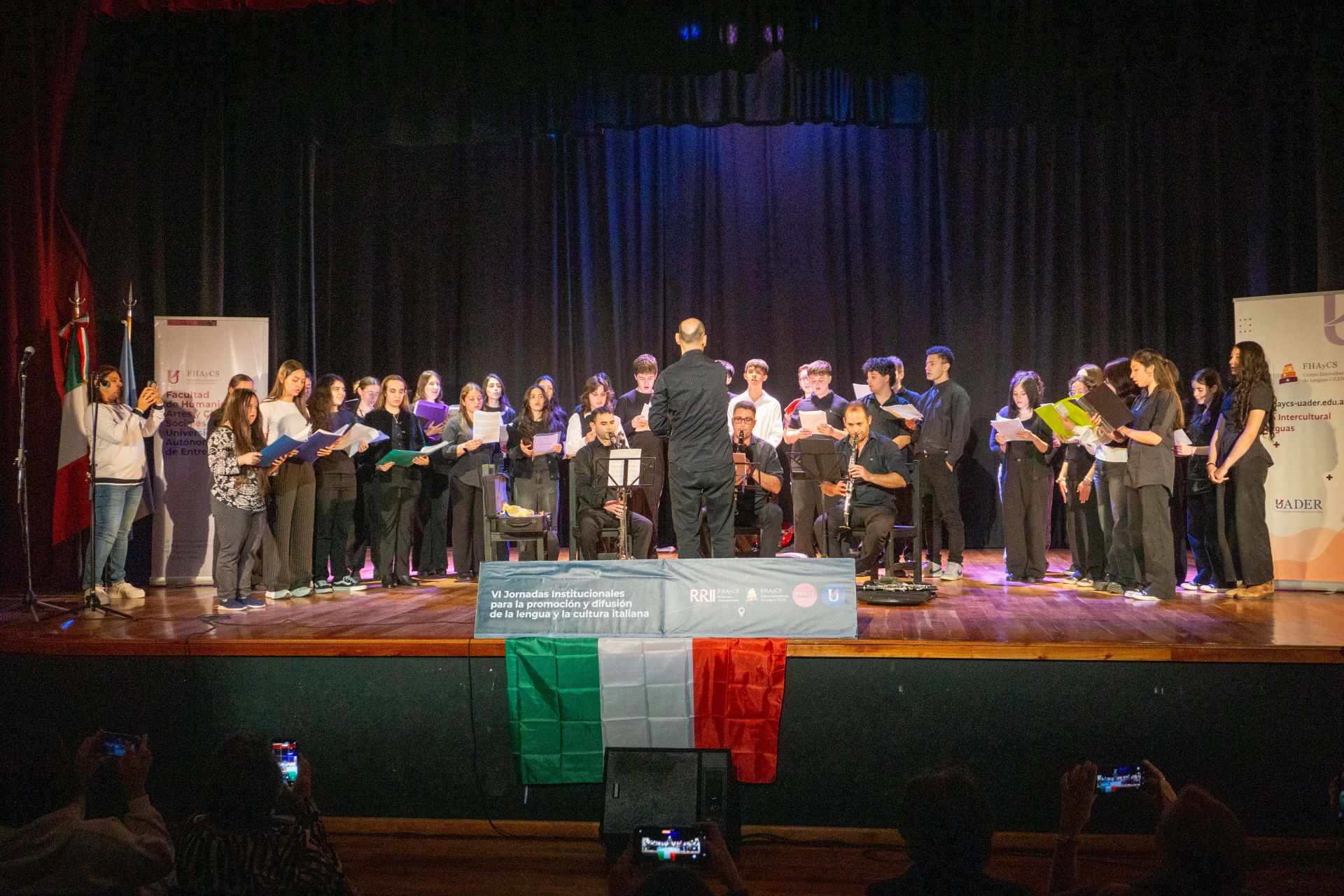 Comenzaron las VI Jornadas Institucionales de la Lengua y la Cultura Italiana en la FHAyCS