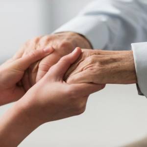 Capacitación en abordaje de personas mayores con Alzheimer, demencias, depresión y duelo en la vejez