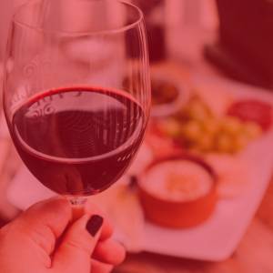 Jornada cultural y cata de vinos en la Escuela de Artes Visuales