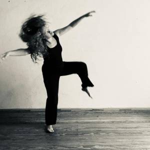 Taller Olas de danza, en el marco del 2° Encuentro «Cuerpos Soberanos en expansión»