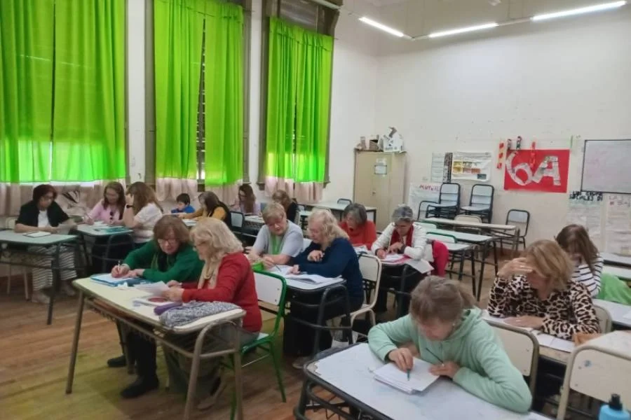 Curso «Encanto de cuentos: palabras en historias»