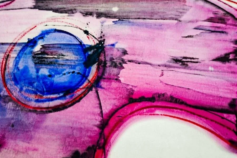 «Memorias a punto poema»: inaugura una muestra que recupera el patrimonio artístico de la Escuela de Artes Visuales